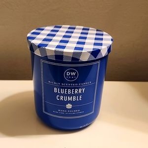 NWT DW Home Blueberry Crumble Candle